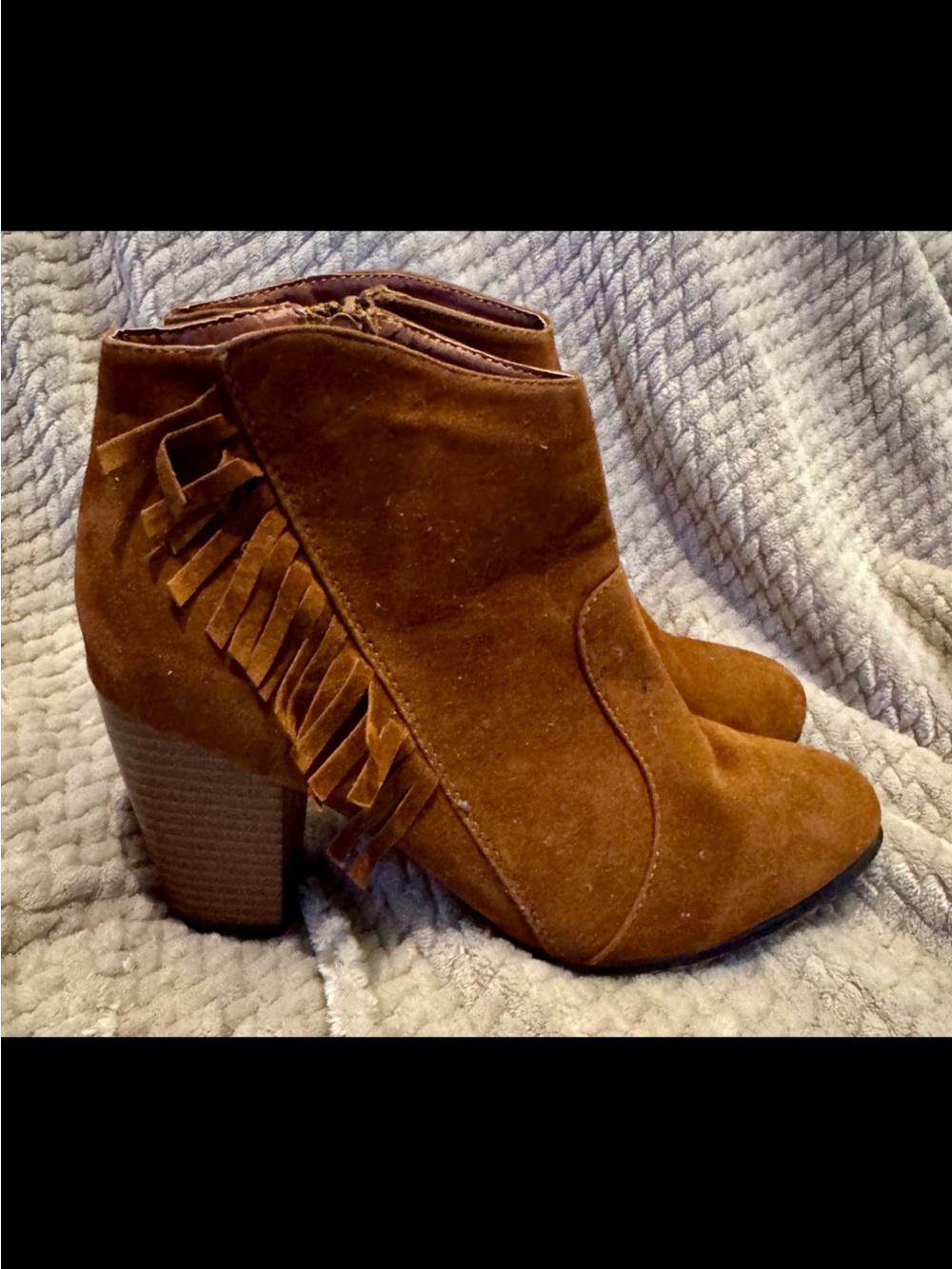 Western style ankle fringe Booties in size 8